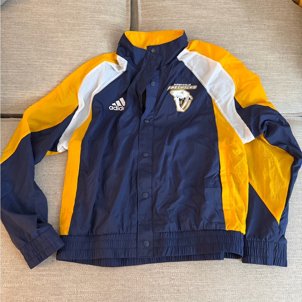 NWOT Nashville Predators Bomber Jacket Size L